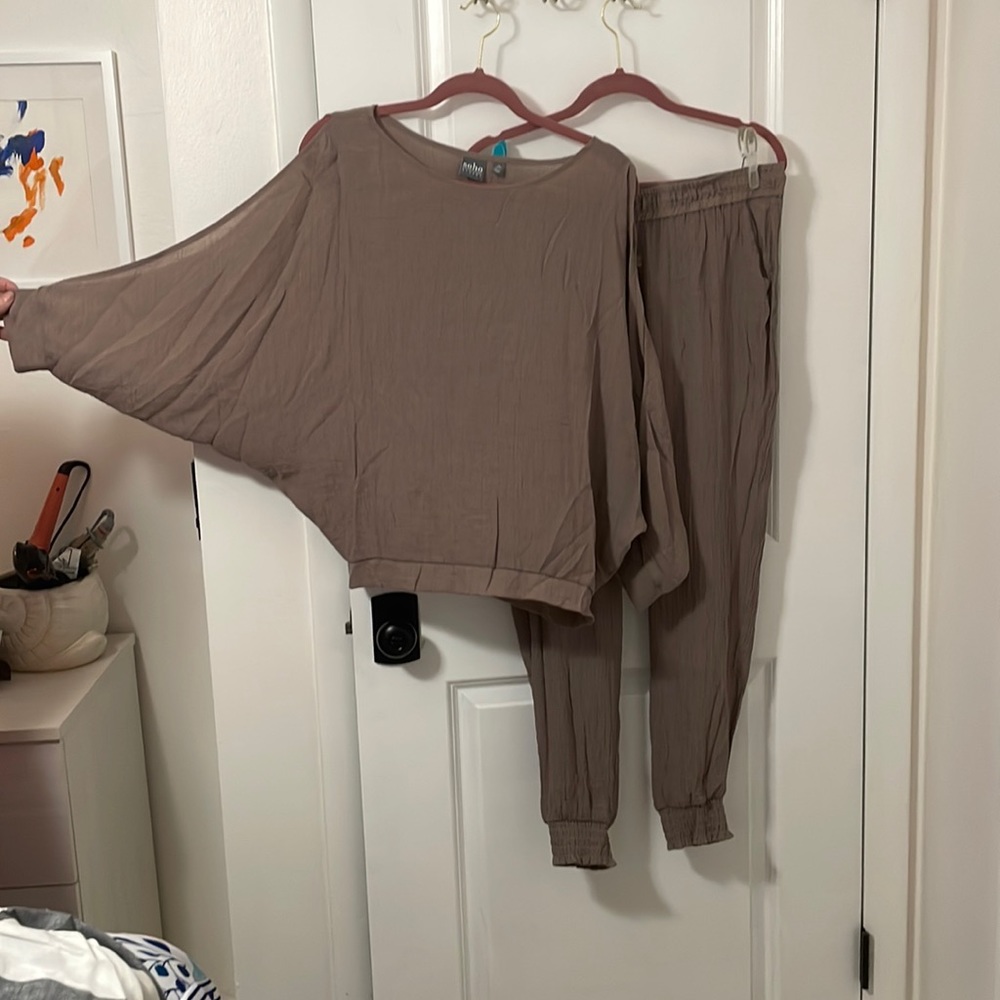 NY & Co SoHo jumpsuit. Top size: M Pants Size: L. Color: Taupe.